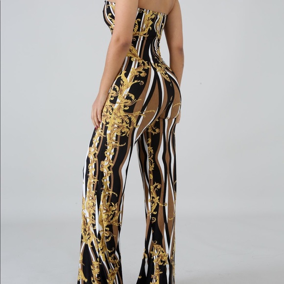 First Class Jumpsuit - Picture 5 of 6